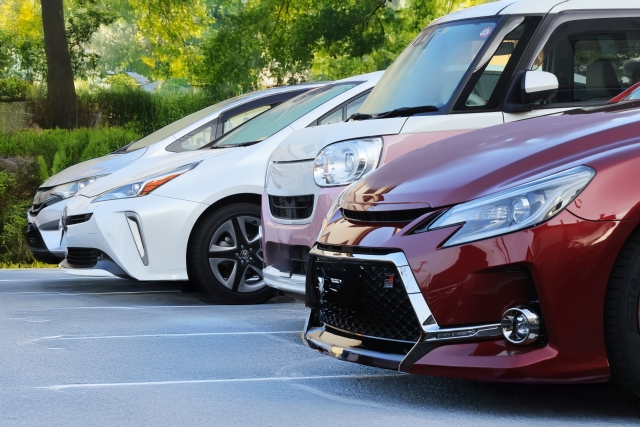 【行政書士監修】自動車の名義変更に必要な書類は？普通車・軽自動車別に徹底解説！